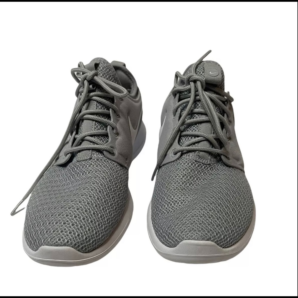 Nike Womens Roshe Two 844931-009 Gray White